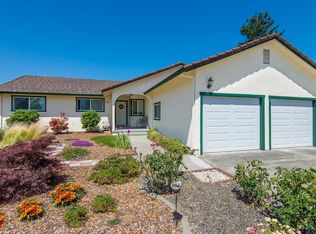 6349 San Benito Way, Rohnert Park, CA 94928