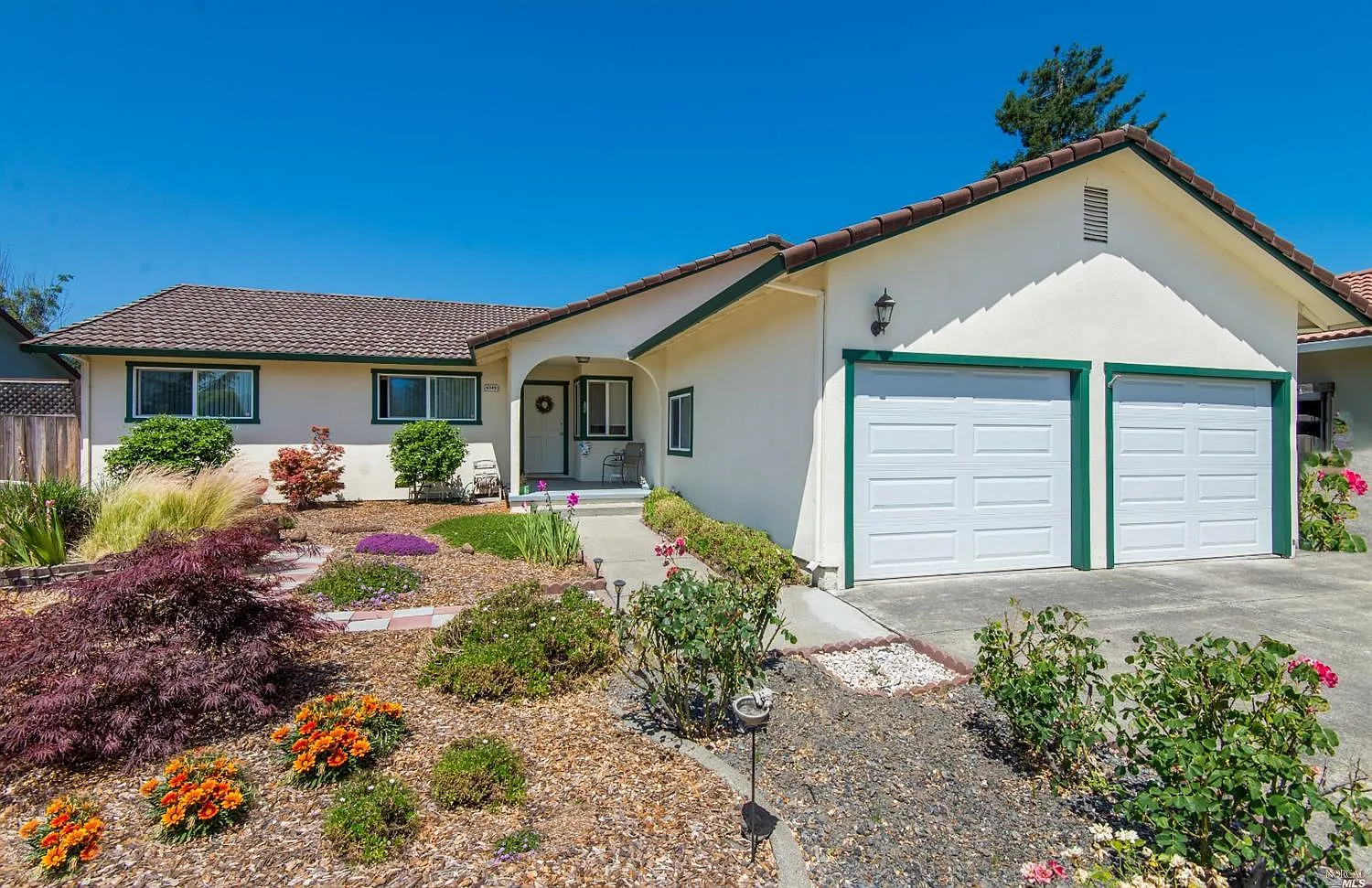 6349 San Benito Way photo 1