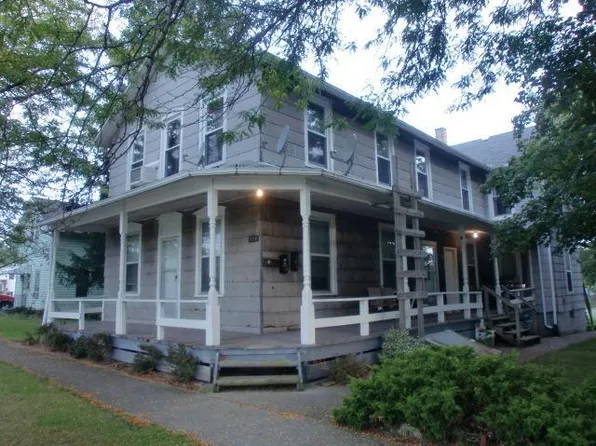 121 Central Ave #31, Willard, OH 44890