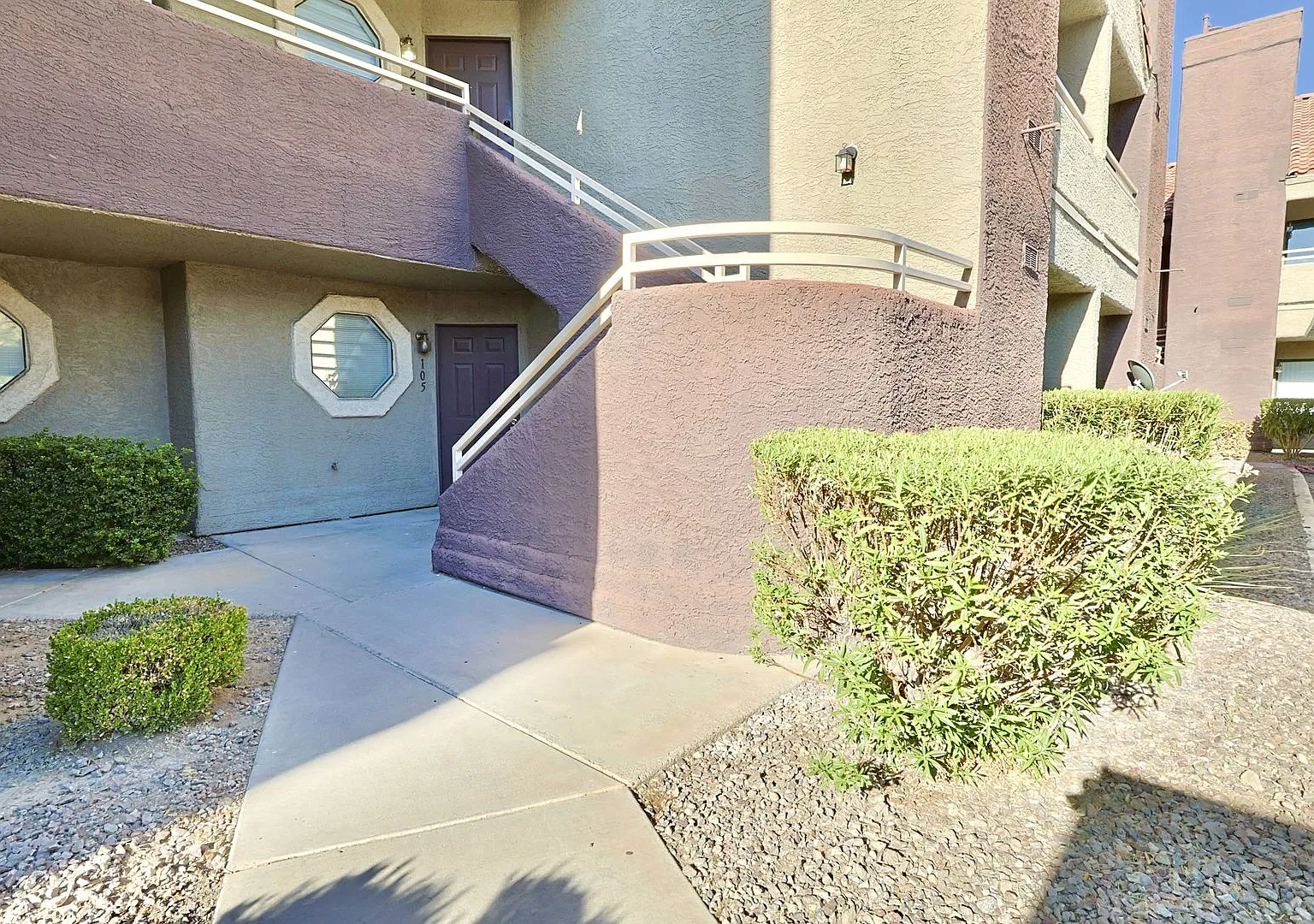Welcome to easy Las Vegas living in this charming single-story condominium! — Photo 1
