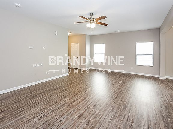 3rd image of 8950 Chalkstone Rd