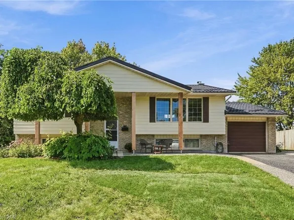 96 McGill St, Welland, ON L3C 3L3