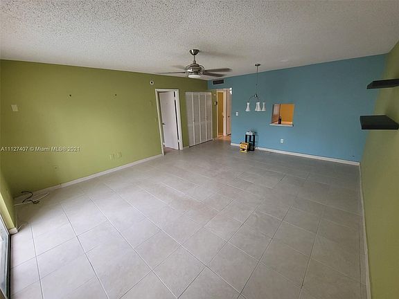 5th image of 3601 NE 170th St APT 205