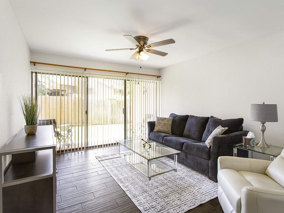 1st image of 12100 Melville Dr #303