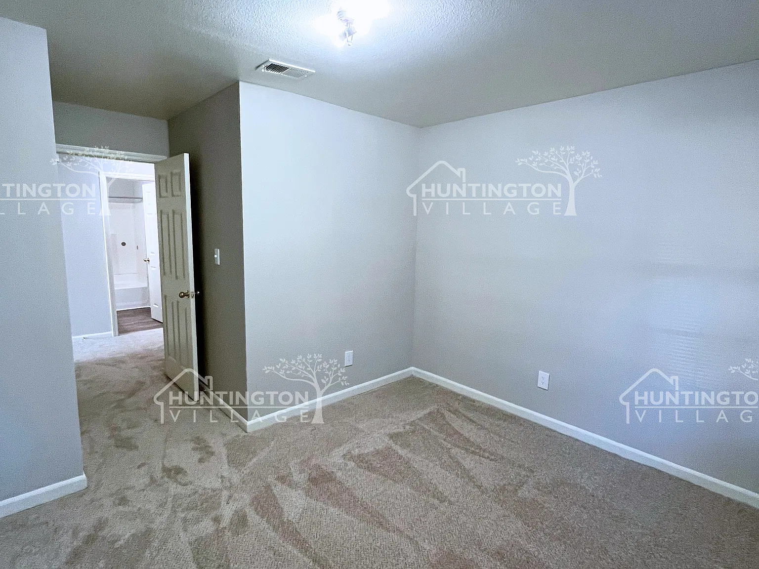 2 bed, 1105 sqft, $1,288 — Photo 3