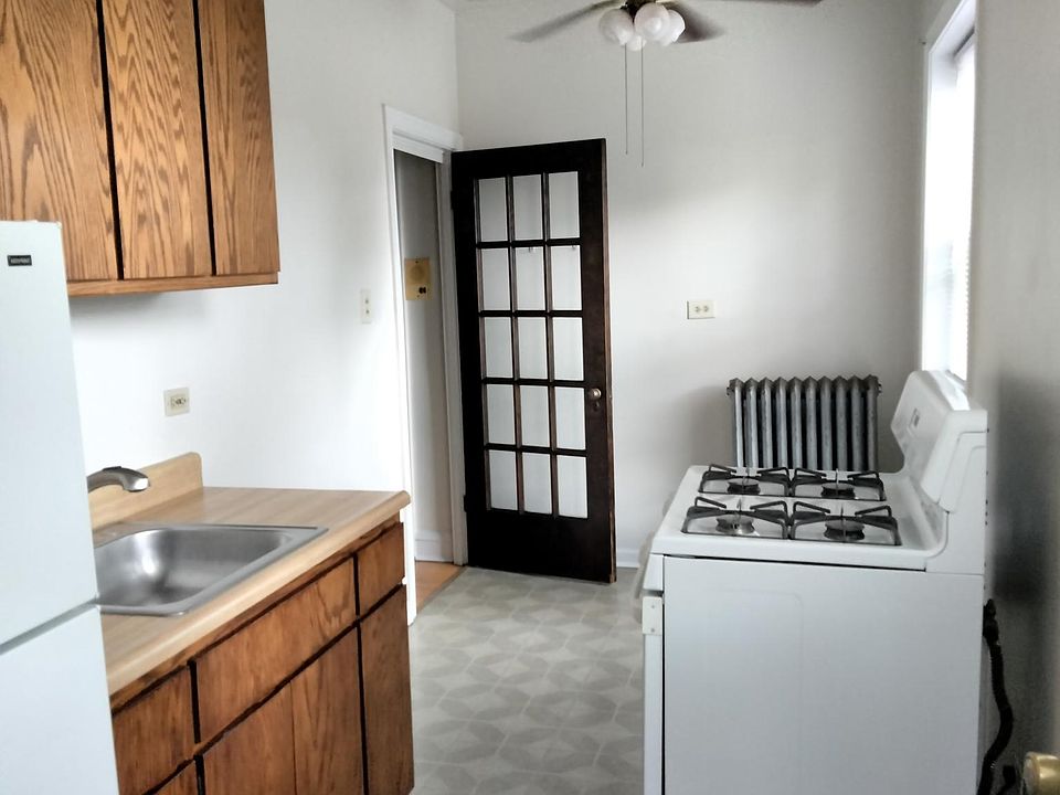 1st image of 1021 S Oak Park Ave APT 3B