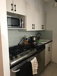 Rented by R New York