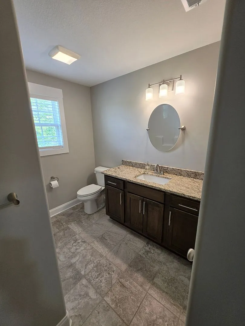 3/2.5 home in beautiful Jonesborough — Photo 4