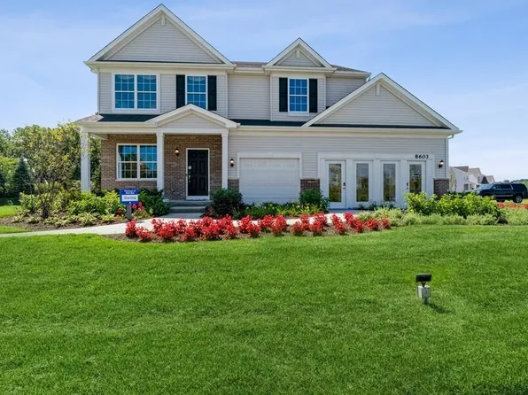 11228 Green Pl, Winfield, IN 46307