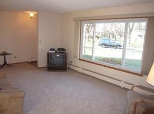 320 Bridge St, Shoreview, MN 55126