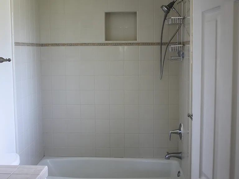 3610 Cerrito St — Photo 49