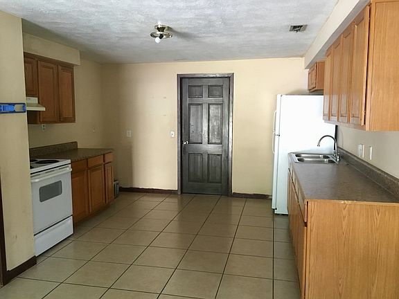 2nd image of 1345 38th St APT A