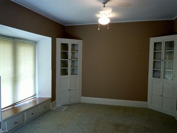 5th image of 18851 Pasnow Ave