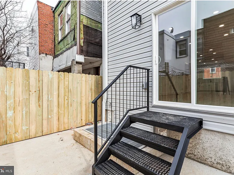 2224 N Howard St #1 — Photo 11