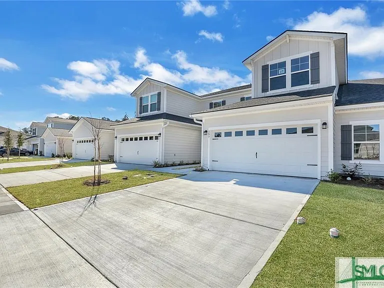 157 Lower Creek Dr #1 — Photo 2