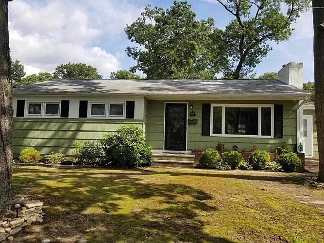 326 Apache Ln photo 1