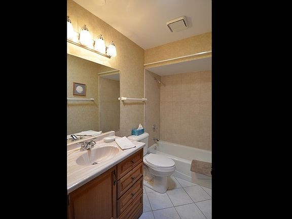 4th image of 7308 Paradise Ln #7308