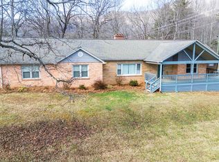 53 Dewees Dr, Sylva, NC 28779