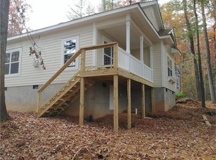 97 Briarwood Ln #2, Hendersonville, NC 28792