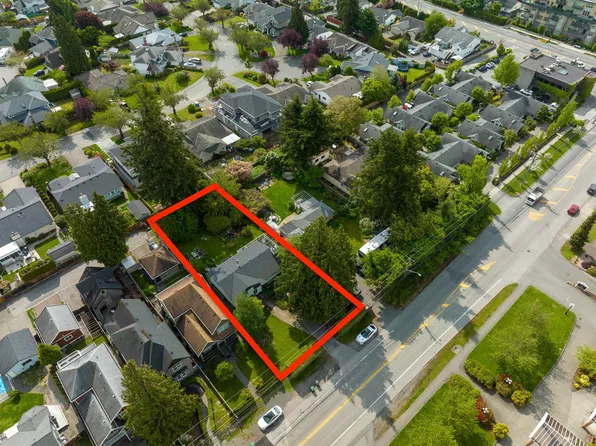 1682 140th St, Surrey, BC V4A 4G9