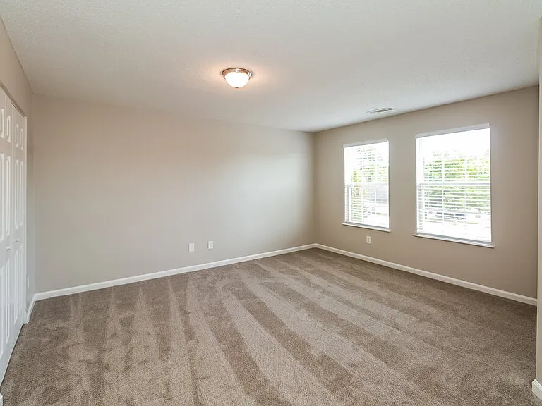 1112 Saint Phillips Ct — Photo 13