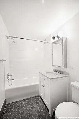 Rented by Compass | media 28