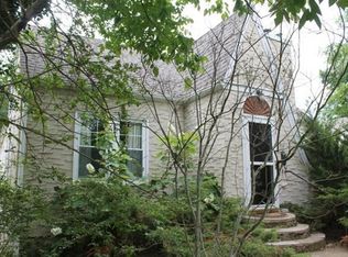 914 Nutwood St, Bowling Green, KY 42103