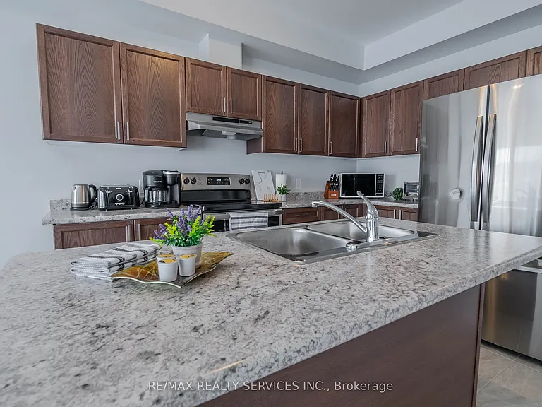 6763 Cropp St E — Photo 32