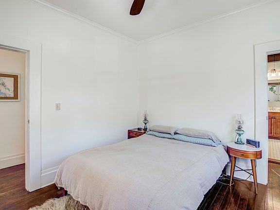 4th image of 3625 1st Ave