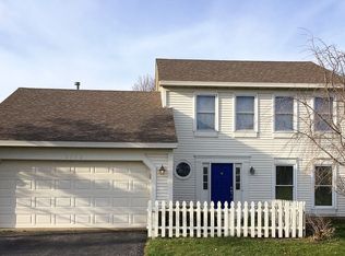 1113 Dovercliff Way, Crystal Lake, IL 60014