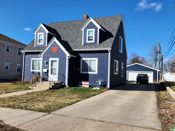 1404 E 8th St, Sioux Falls, SD 57103