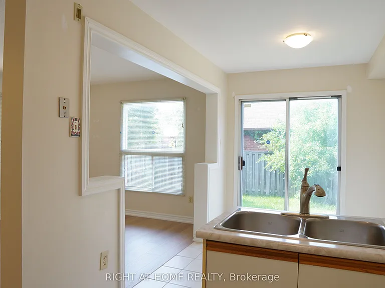 50 Oldhill St — Photo 6