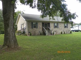 2542 Mobley Ridge Rd, Duck River, TN 38454