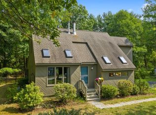 7 Canter Rd, Tyngsboro, MA 01879