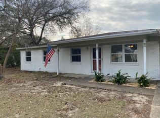 63 Fawn Ln, Shalimar, FL 32579