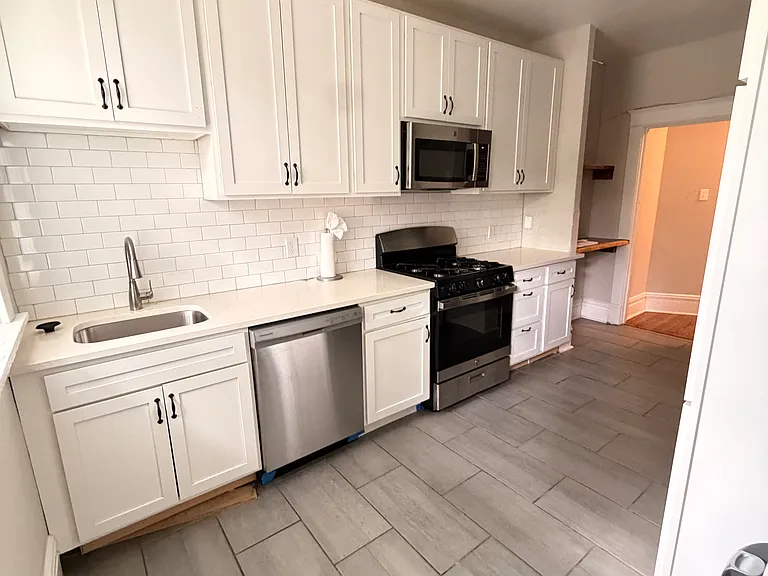 5920 McPherson Ave #1 — Photo 1
