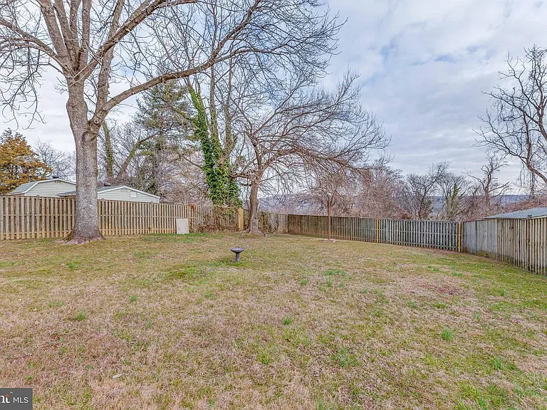 Cooper Dr — Photo 4