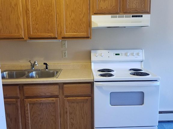 3rd image of 302 S Sophie St APT 2