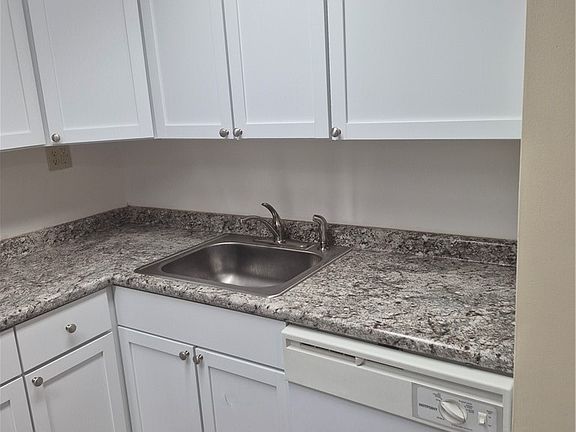 5th image of 38285 N Lane Rd #105