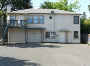 918-918 1/2 College Ave, Santa Rosa, CA 95404