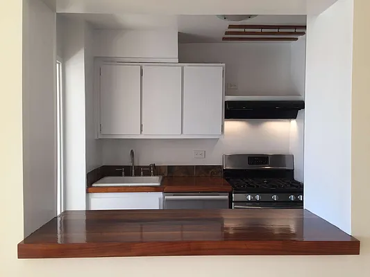 Rented by Compass | media 21