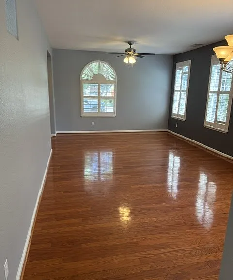 156 W Verano Ct — Photo 1