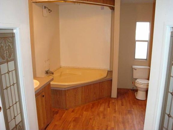 garden tub