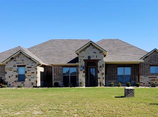 1042 Pilgrim Trl, Weatherford, TX 76088