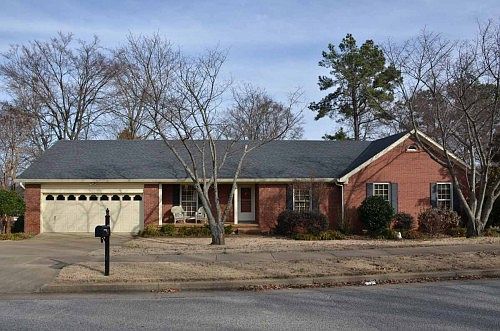 1st image of 36 Greencastle Dr