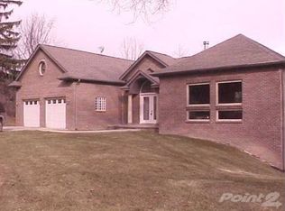 29111 Wildbrook Dr, Southfield, MI