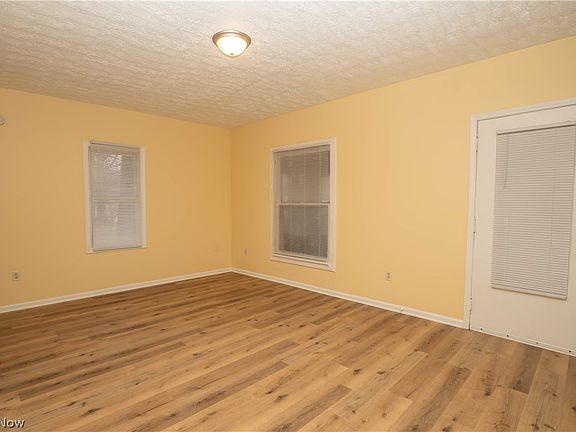 4th image of 81 E Dalton St