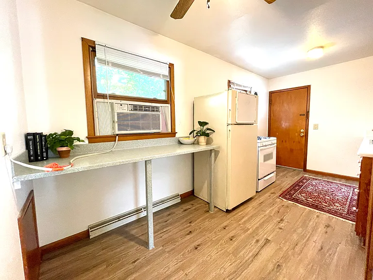 3005 Hermina St #2 — Photo 10