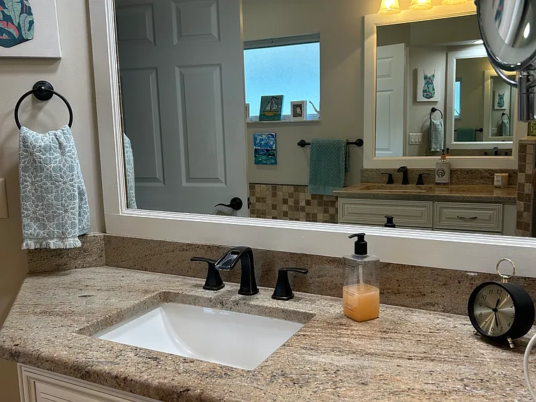 Divided Sinks