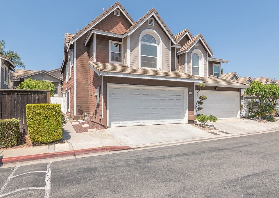 1st image of 15876 Deer Trail Dr